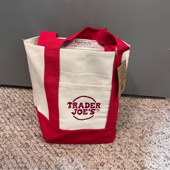 NEW Trader Joe’s Mini Tote Bag SET of Four- Viral Limited Edition- Almost Gone!! - Picture 10 of 12